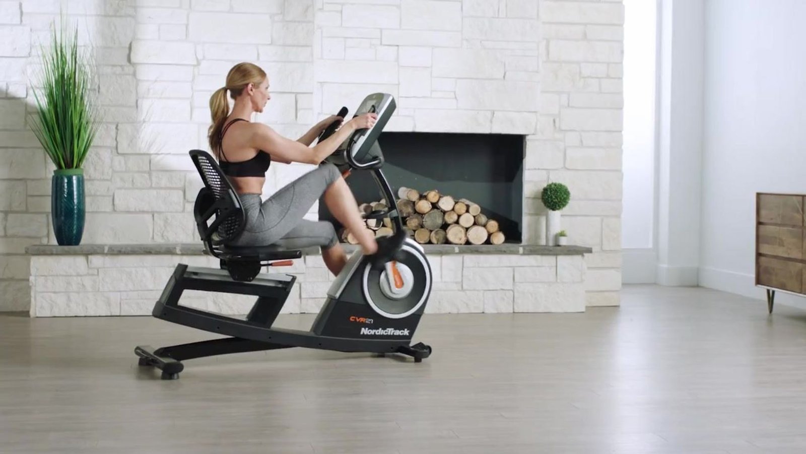 NordicTrack Commercial VR21